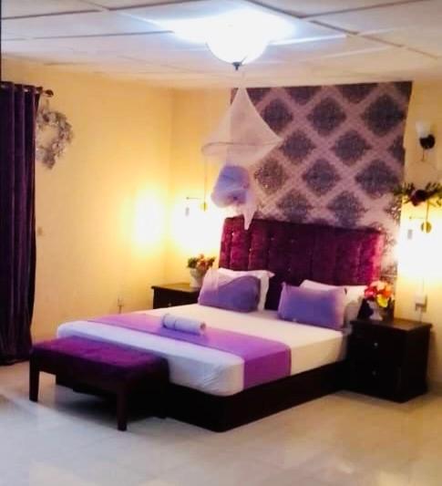 Zunox Guest House Freetown Kültér fotó