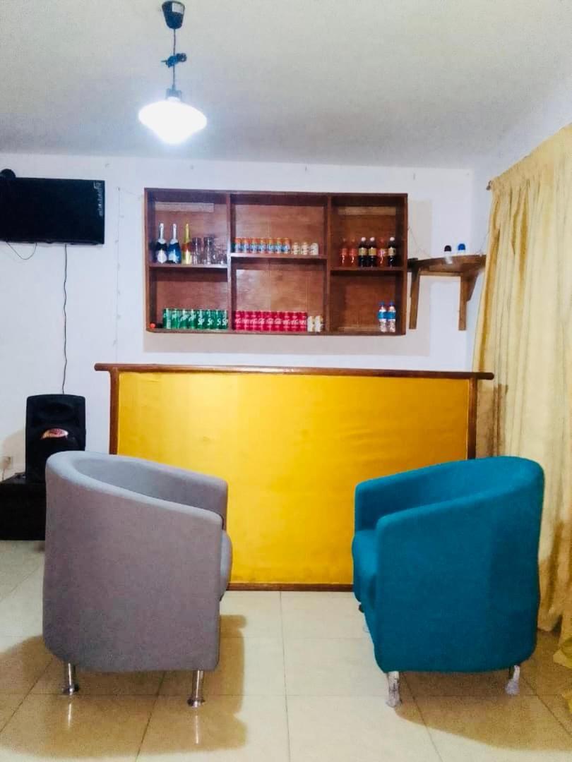 Zunox Guest House Freetown Kültér fotó