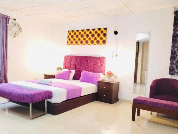 Zunox Guest House Freetown Kültér fotó