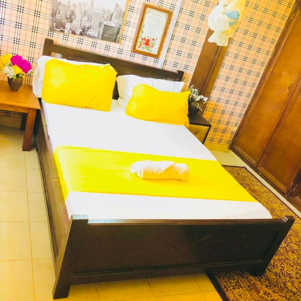Zunox Guest House Freetown Kültér fotó